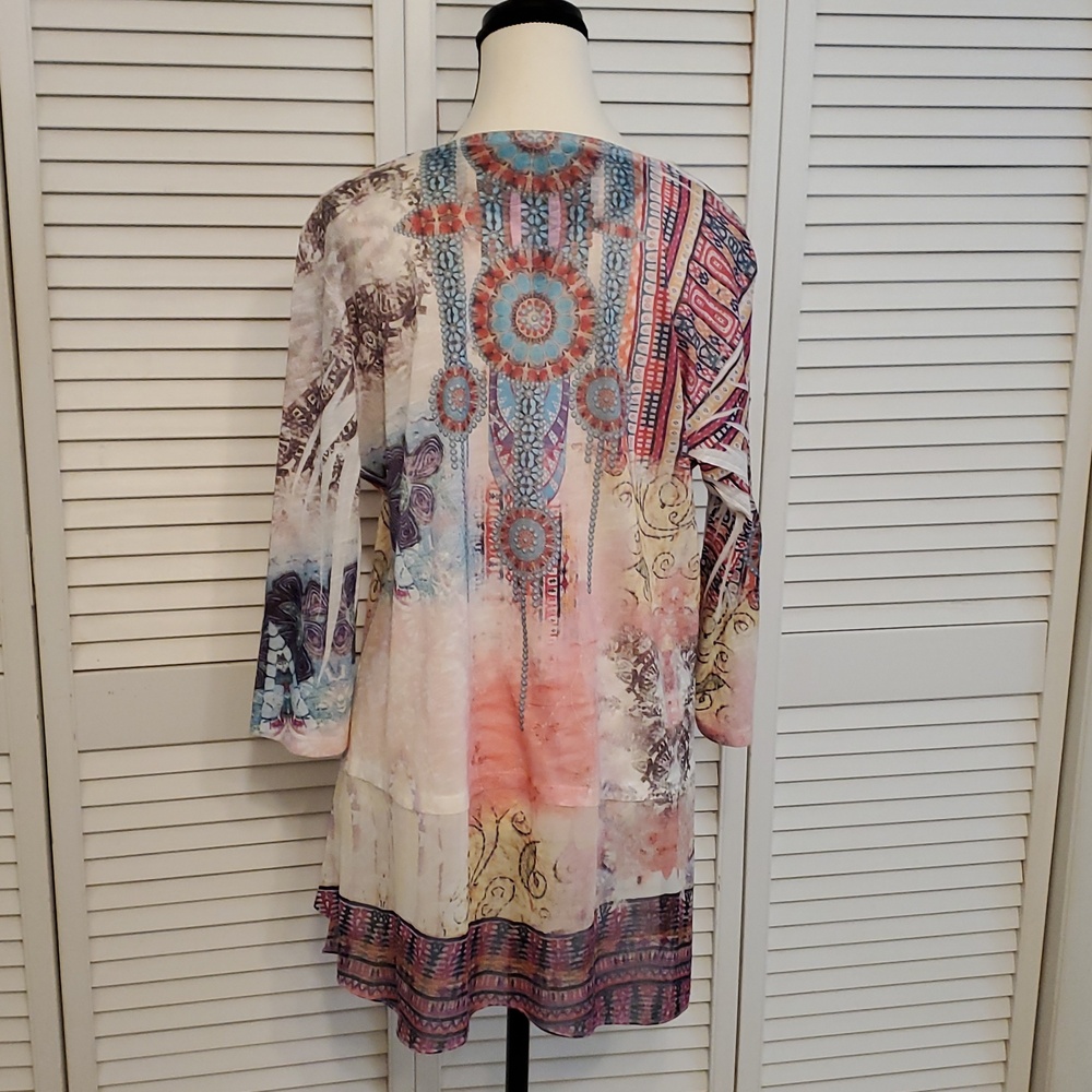 Jess & Jane Embellished Southwestern Top, Size Large - Picture 4 of 7